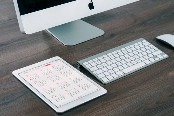 Working environment with Apple