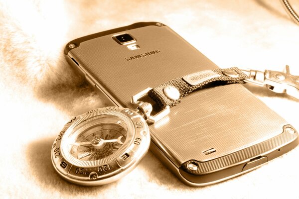 Samsung s4 phone photo with compass