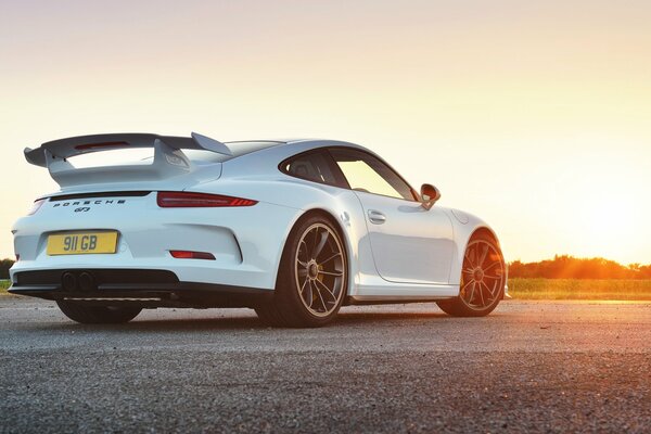 White British Porsche 2014