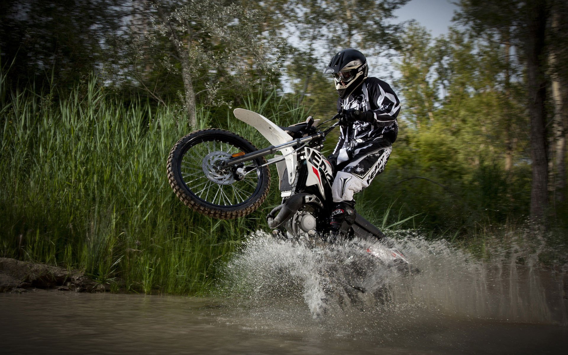 port derbi motorcycle squirt moto stories water motorsport motocross bike helmet landscape