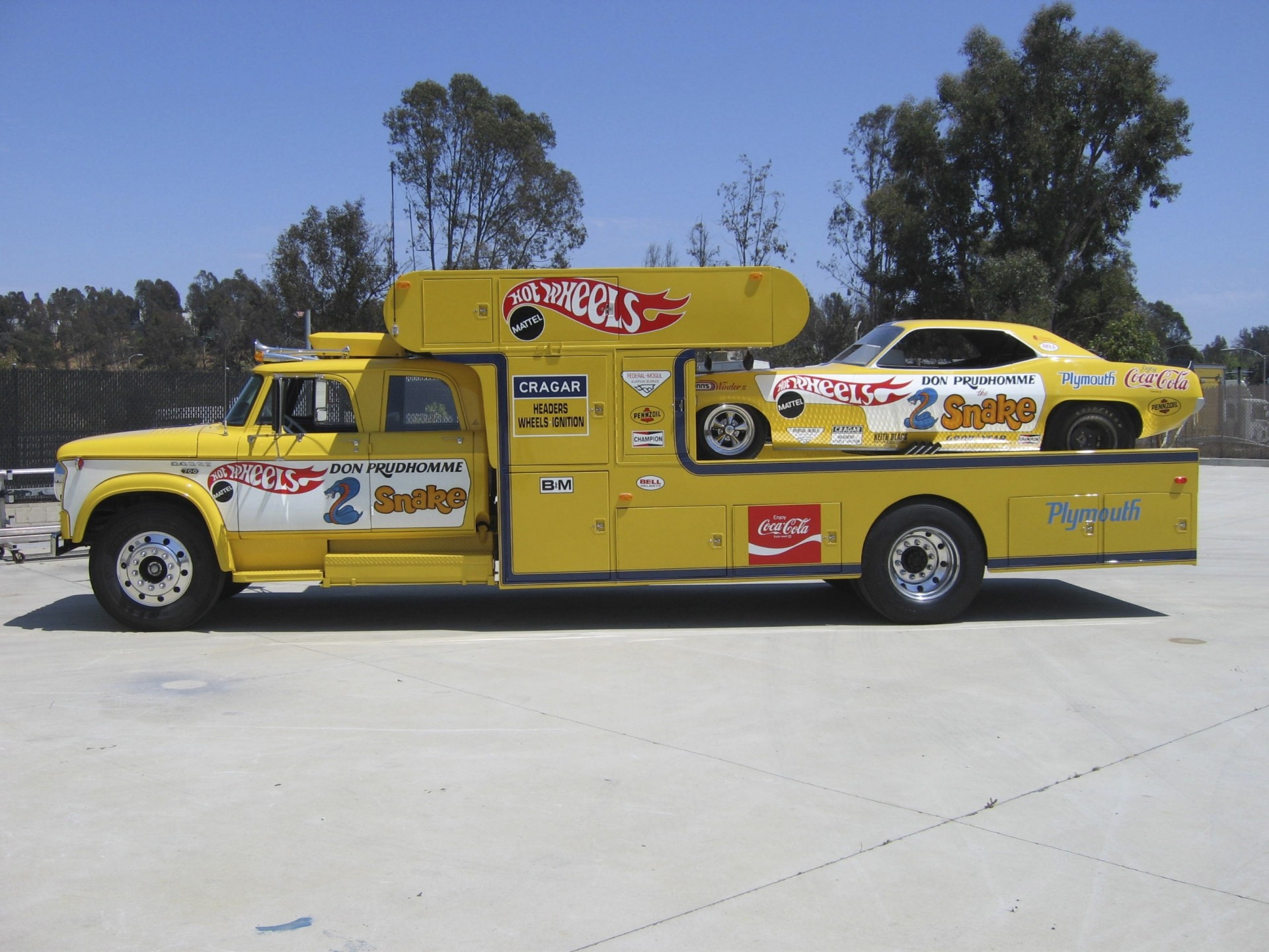 yellow truck plymouth