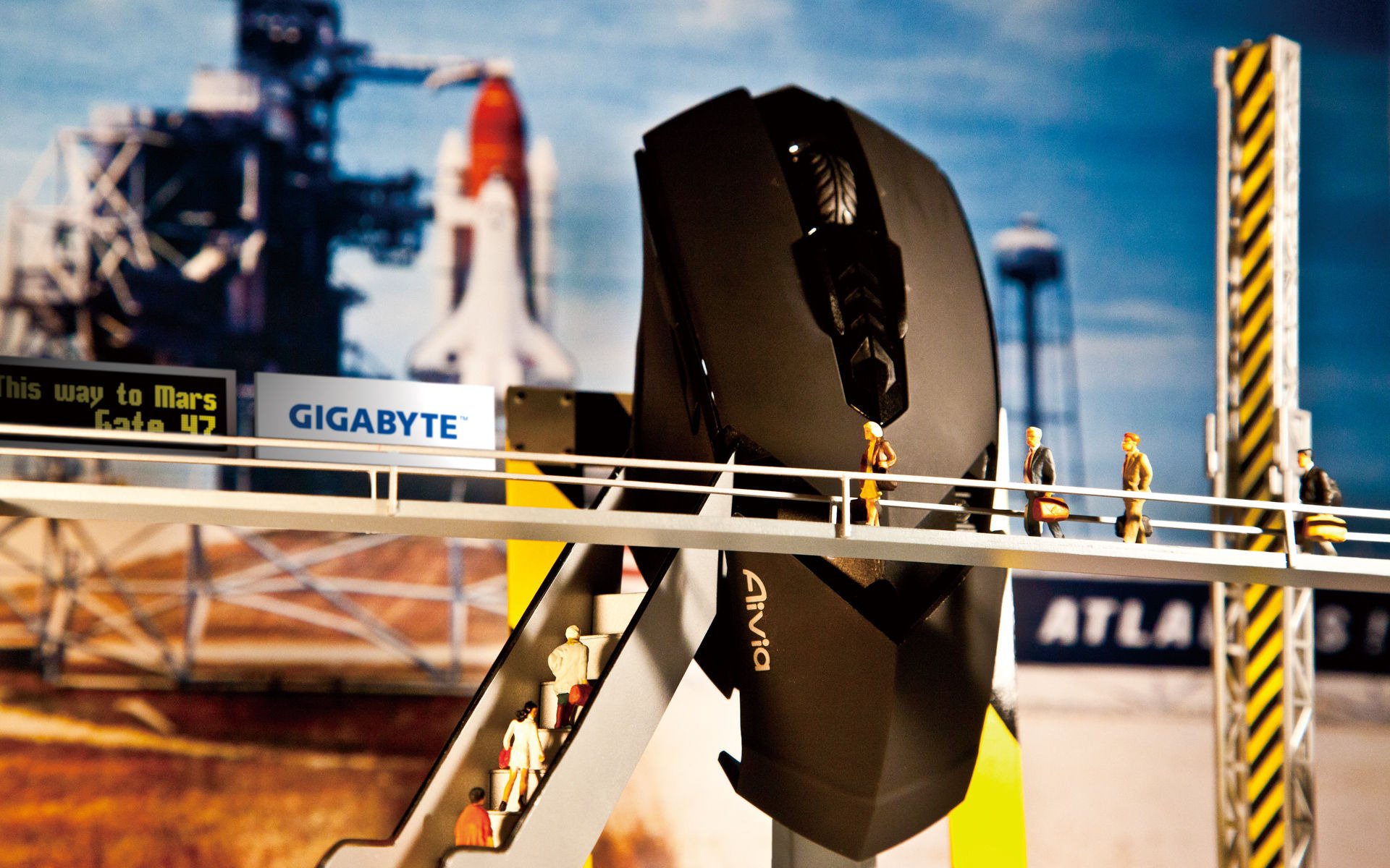 gigabyte aivia spaceport mouse start mar