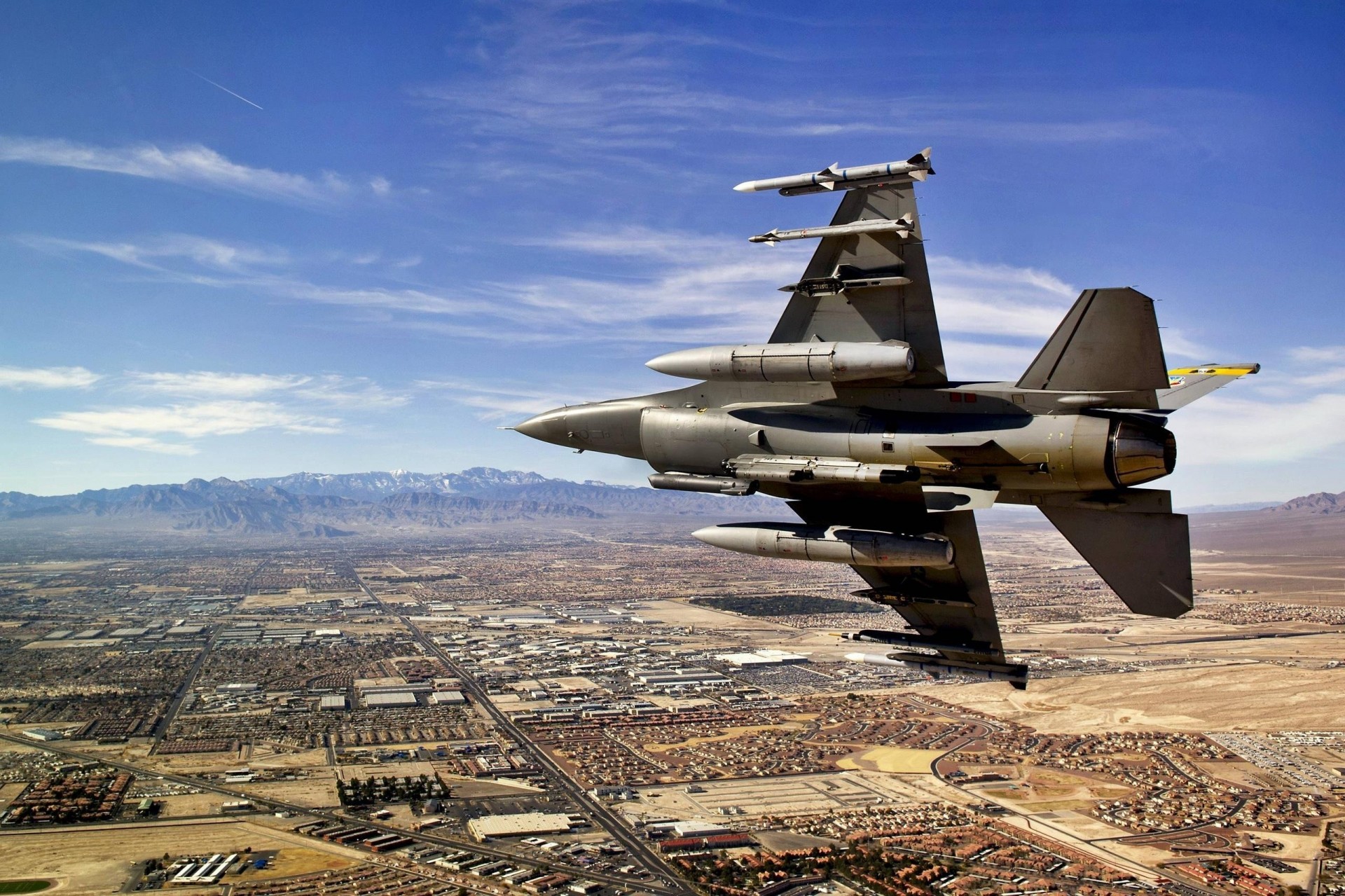 fighting falcon f-16 american