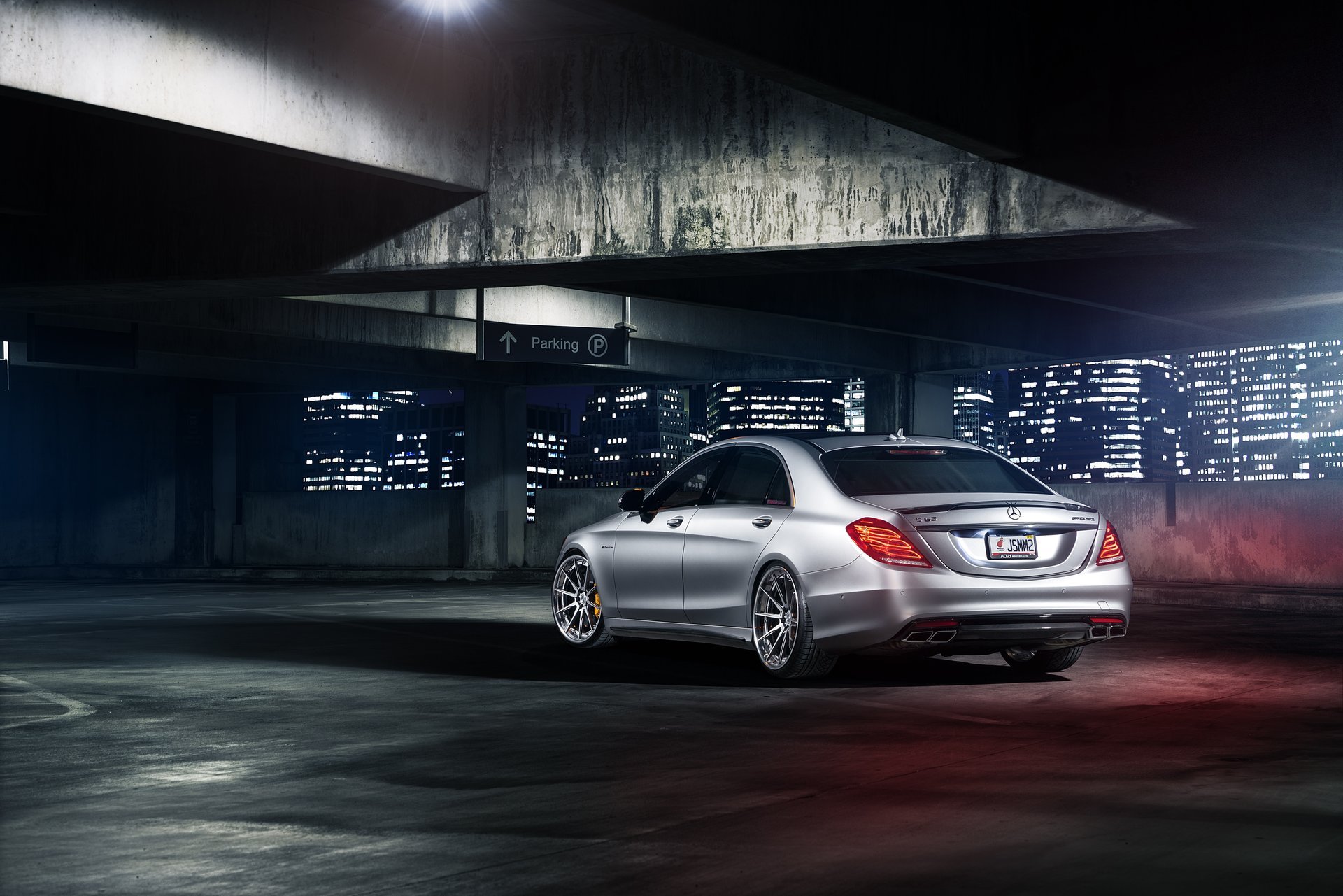 mercedes-benz s63 parking night rear
