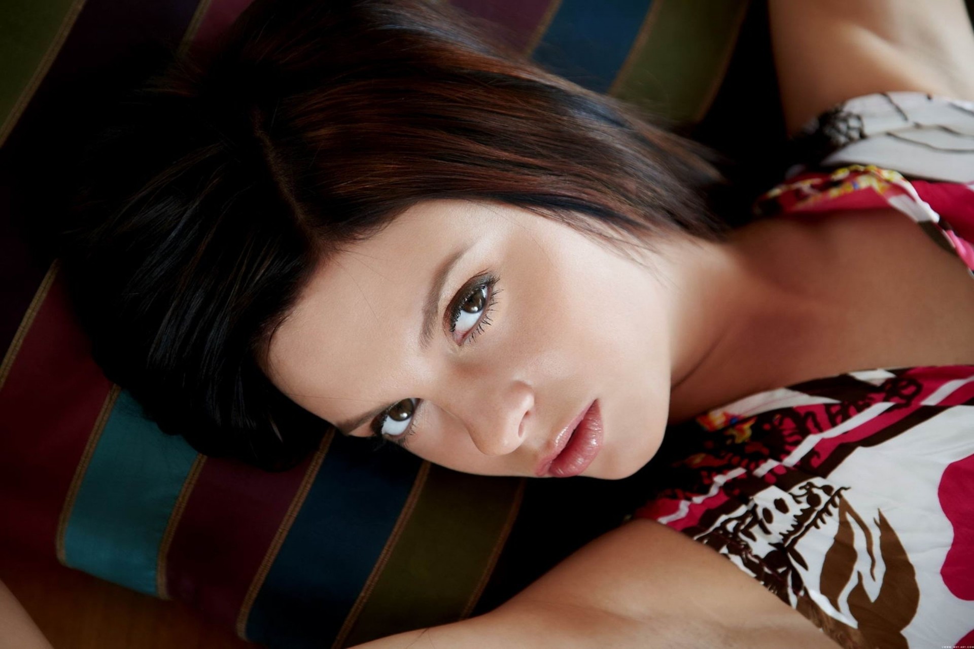 brunette