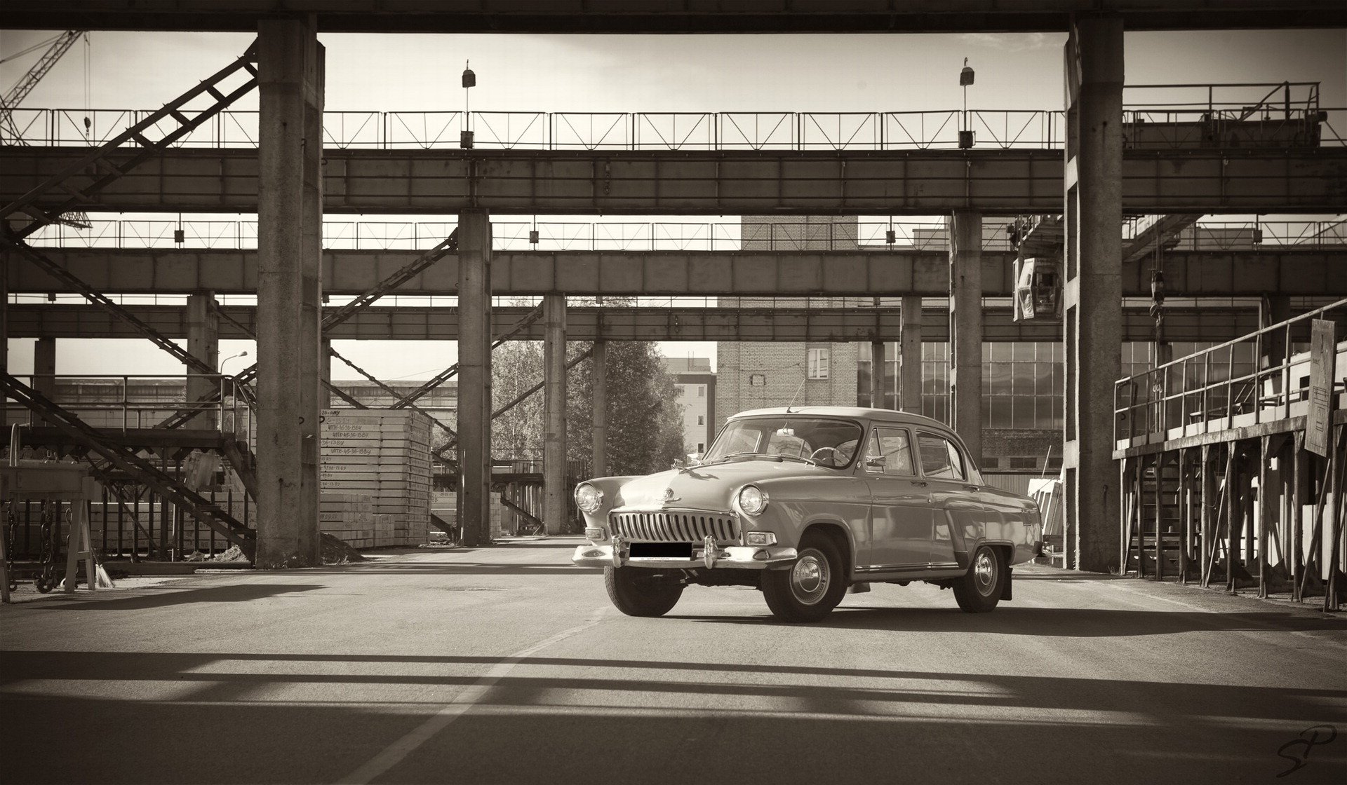 gas volga machine retro plant wallpaper