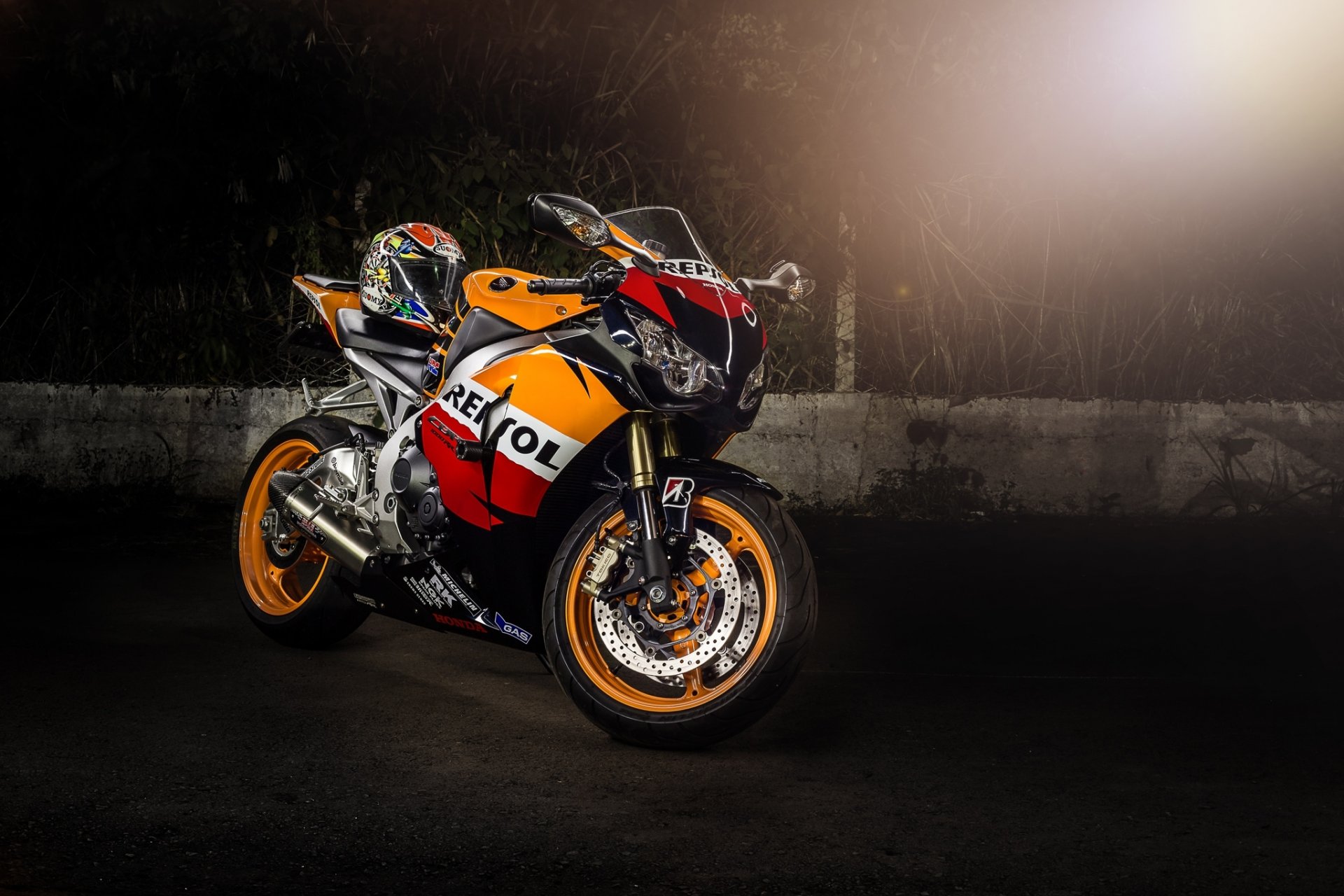 honda cbr1000rr bicycle supersport repsol motorcycle honda helmet glare