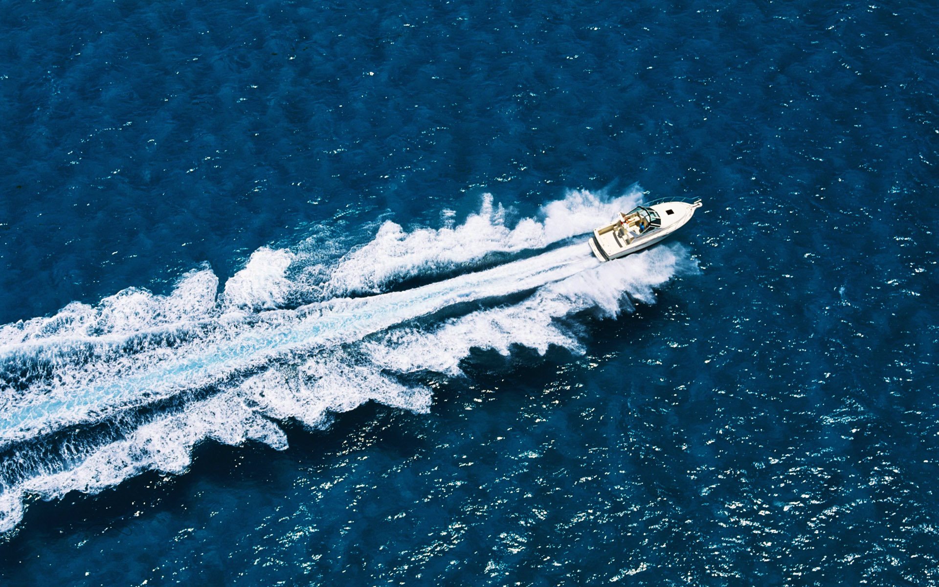 ea boat wave