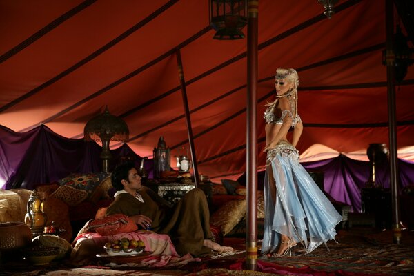 Interpretation of the harem with concubines