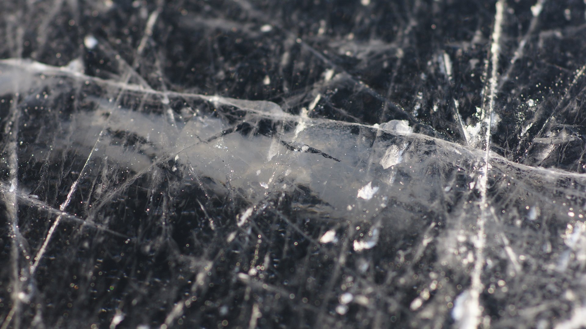 glass of the crack pieces grey white light