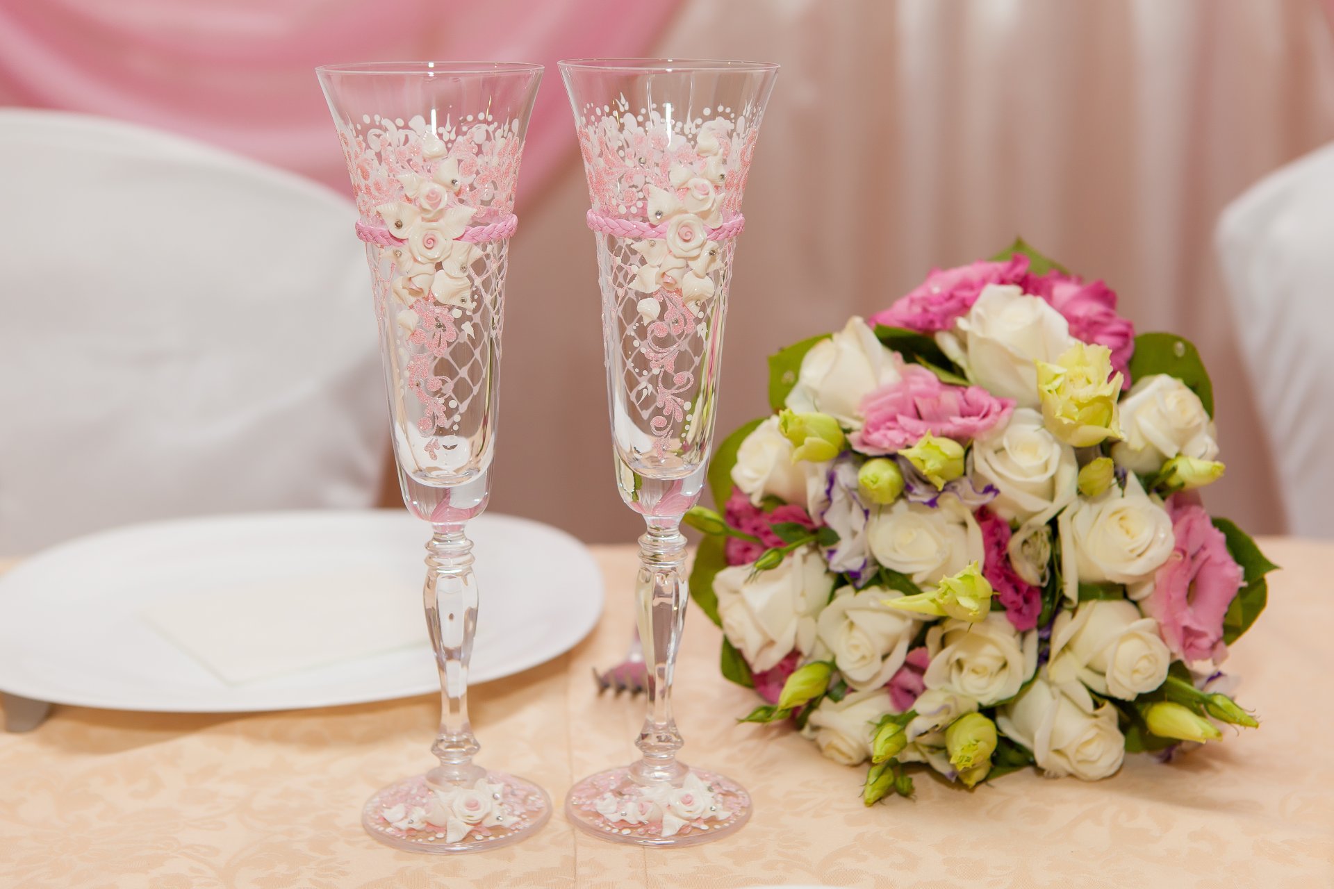 flower bouquet glasses pattern