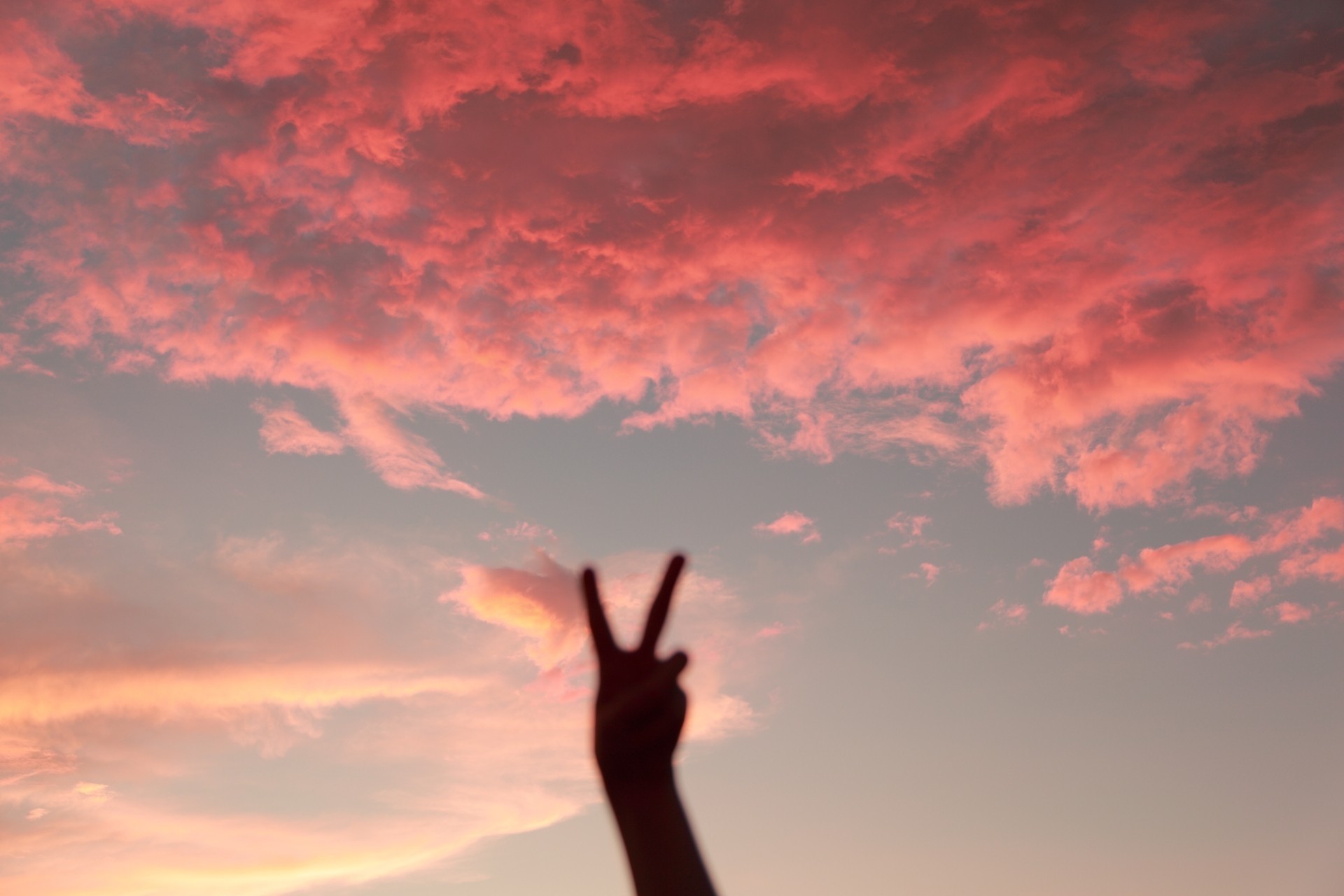 ky clouds pink thumb silence
