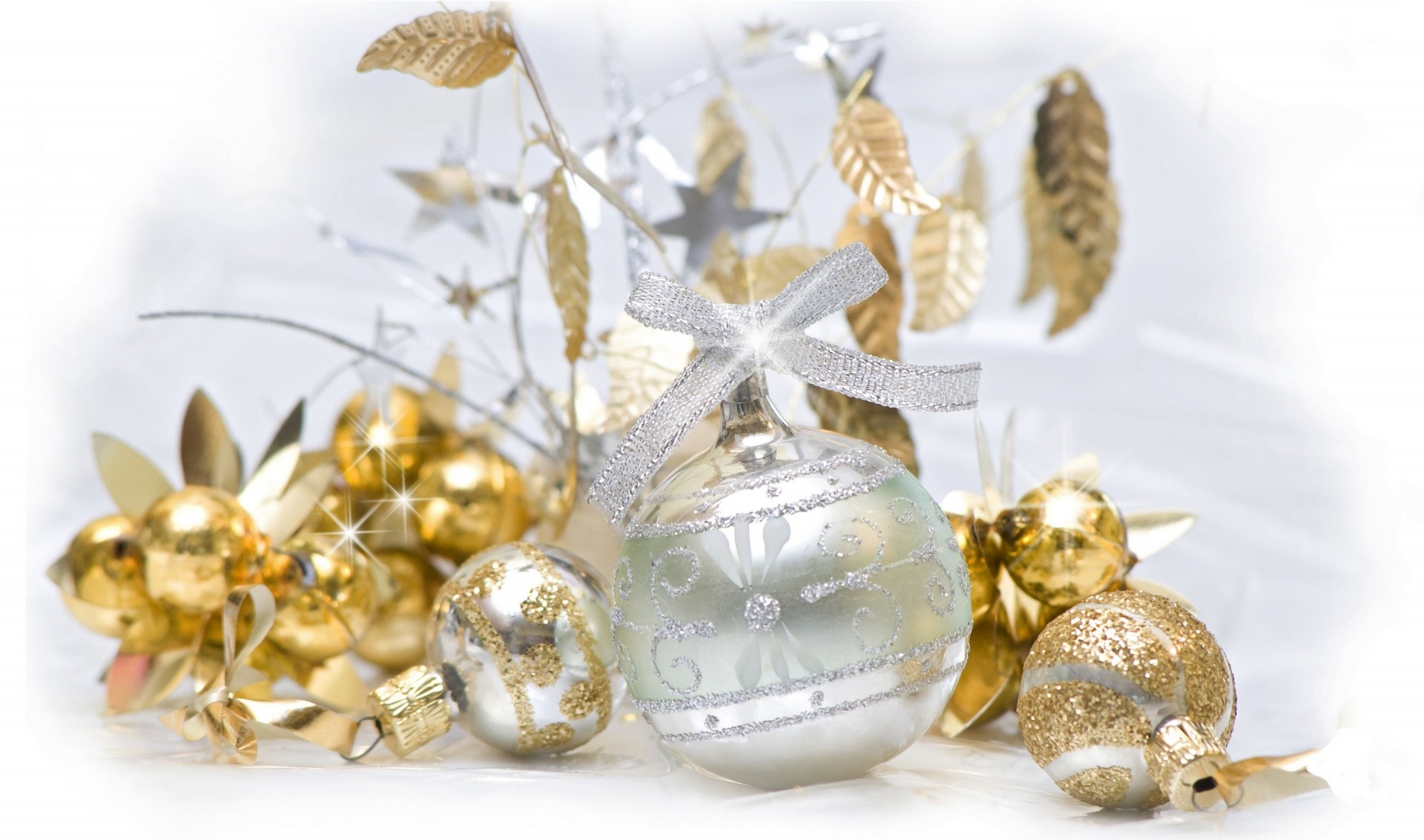 decoration ball