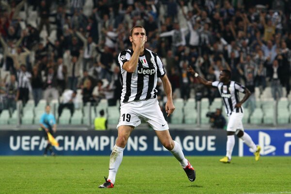 Leornardo Bonucci close-up on the field