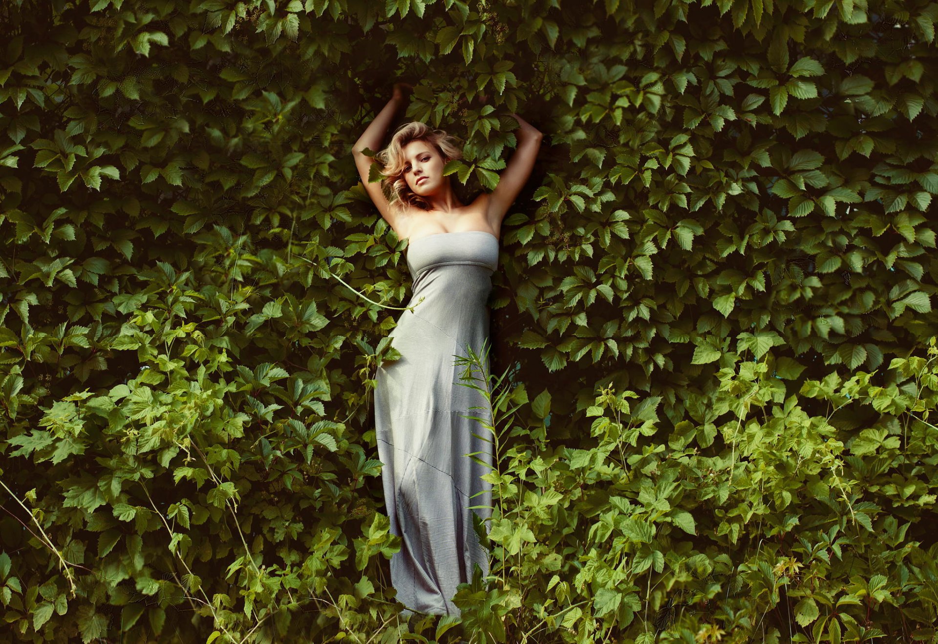 girl nature plants pose sundre