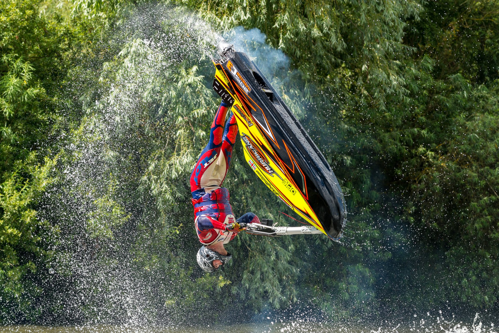 jump sports spray water