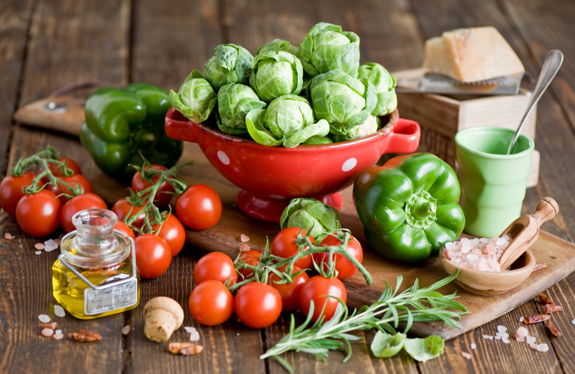 cabbage pepper green tomatoes vegetables oil cheese tableware anna verdina