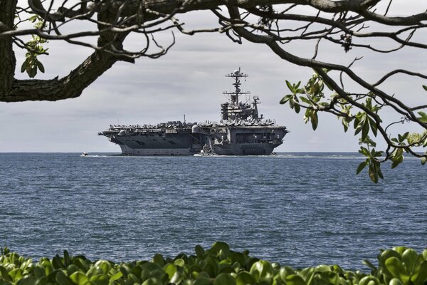 US warship at sea