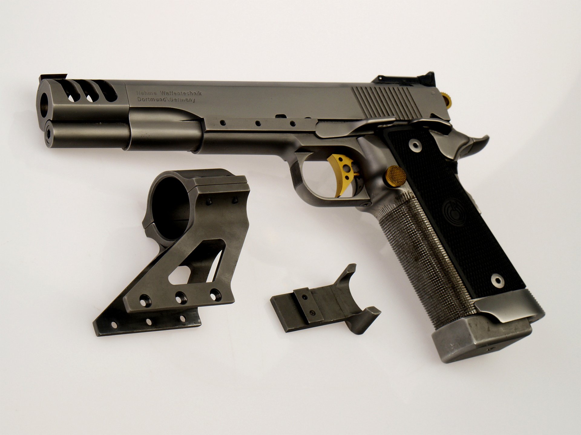gun trunk germany