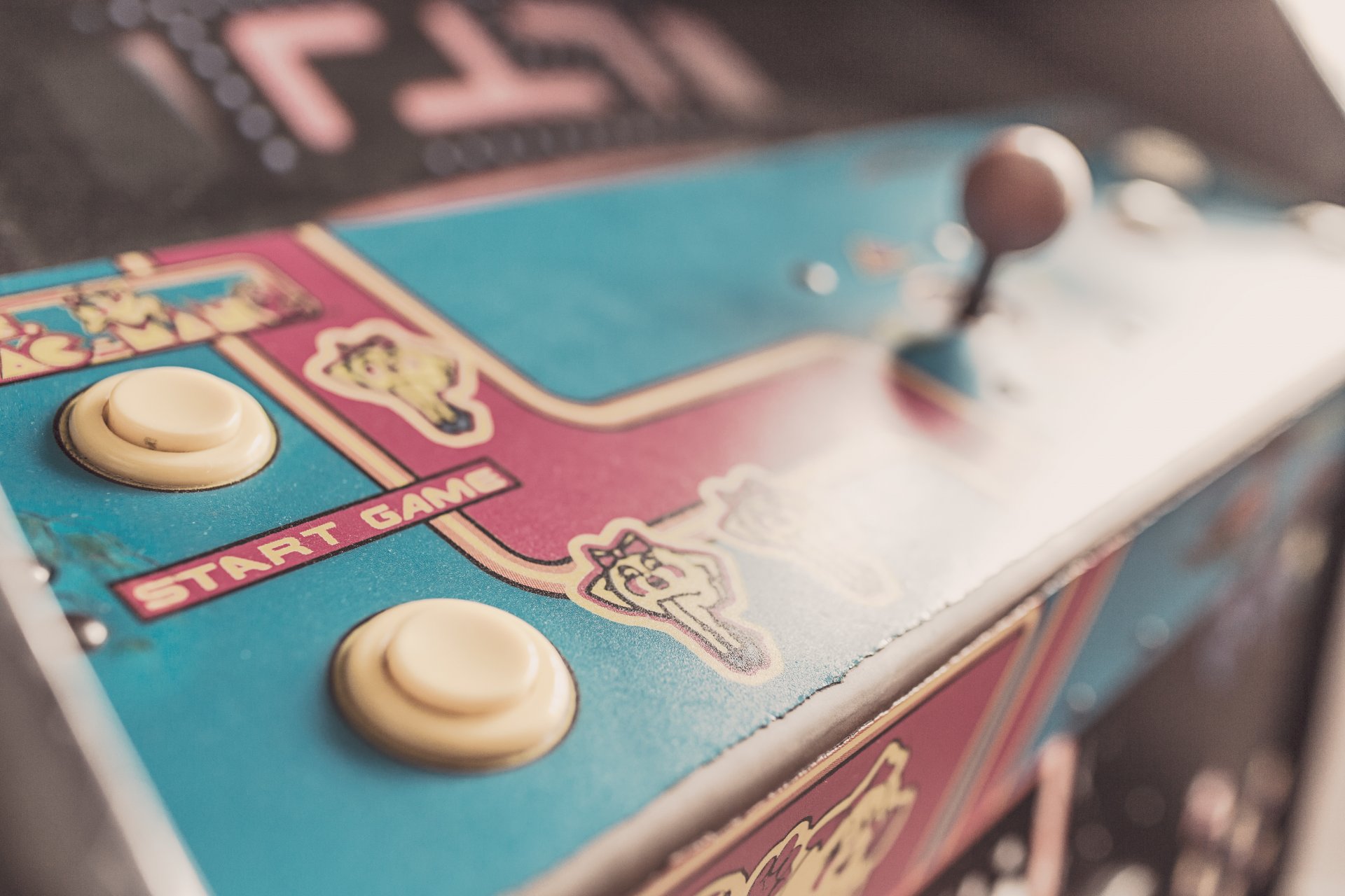 lot machine start game old oldschool old school style tabletop